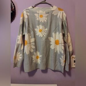 Miss sparkling Floral Patterned Light Blue Sweater size M oversized